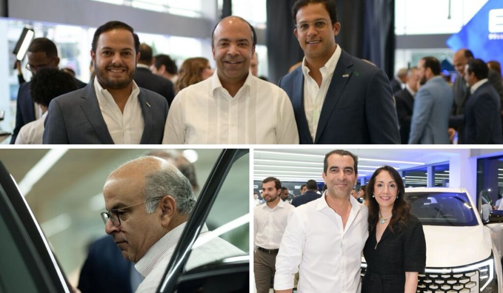Hombres de negocios en un evento con un coche nuevo.