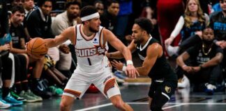 Booker-reina-en-Nueva-York,-los-Magic-vuelan-y-los-Bucks-despiertan-a-tiempo