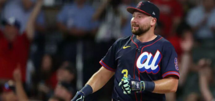 cal raleigh hace historia como primer receptor ambidiestro en ganar el derbi de jonrones