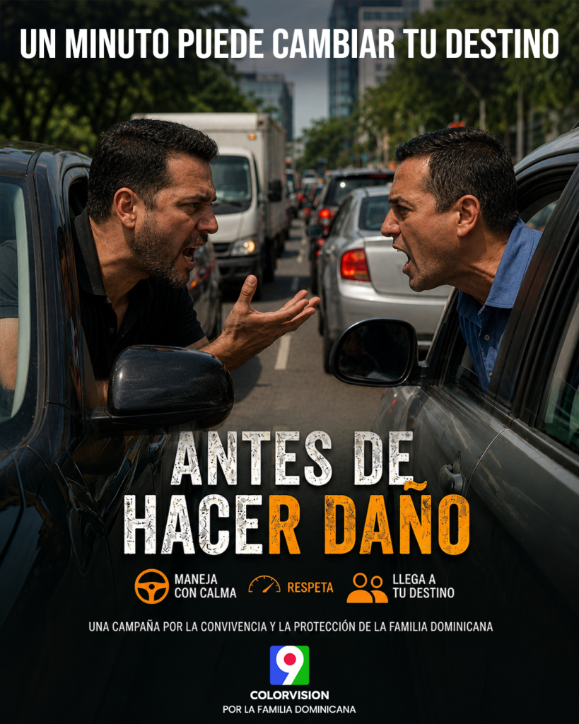 Hombres enfadados discutiendo en medio del tráfico.