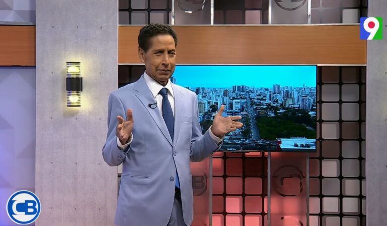 Cardi B visita a sus abuelos en Monte Cristi