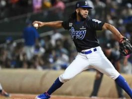 Dawel-Lugo-lidera-la-ofensiva-de-los-Tigres-en-la-Serie-Final-con-tres-hits-clave-en-la-victoria-de-3-1-sobre-las-Estrellas-Orientales