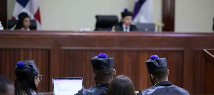 Decretada-la-rebeldía-de-Rosa-Antonia-Disla-y-su-arresto-por-el-Sexto-Juzgado-de-Instrucción-en-el-caso-Coral-y-Coral-5G