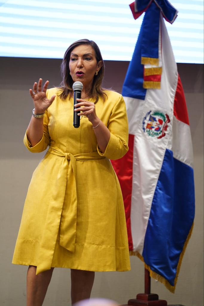 doctora-geanilda-vasquez-consul-de-republica-dominicana