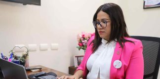 Dra.-Karen-Cepeda-destaca-mejoras-continuas-para-elevar-calidad-en-servicios-de-medicamentos-de-alto-costo