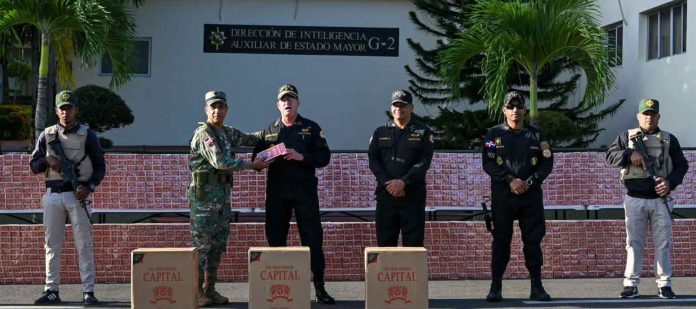 Ejército-de-RD-desmantela-operación-de-contrabando-de-cigarrillos-en-San-Juan-de-la-Maguana