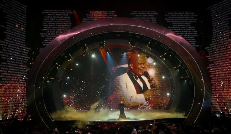 «El Abrazo Musical de Barak y Martha Heredia para Quienes Ya No Están» en Premios Soberano 2026