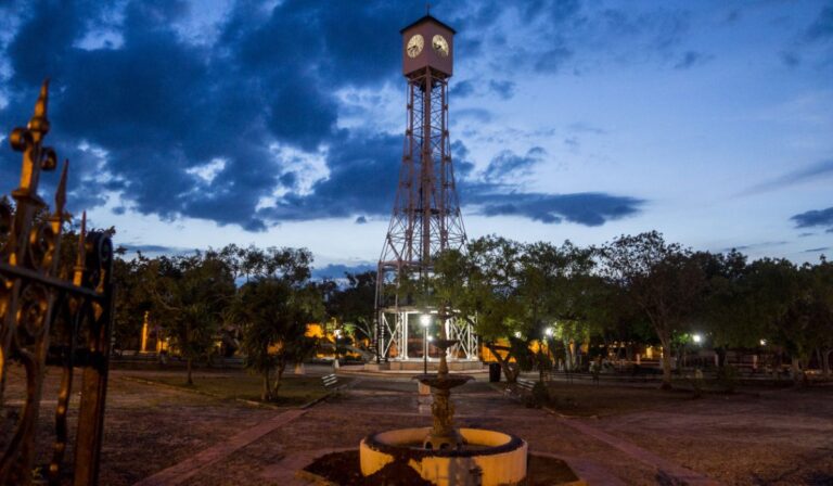 El «hermano dominicano» de la Torre Eiffel: El histórico Reloj de Monte Cristi