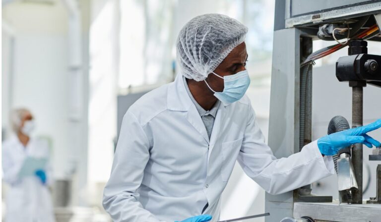 El país apuesta a la fabricación local de equipos médicos para reducir la dependencia externa