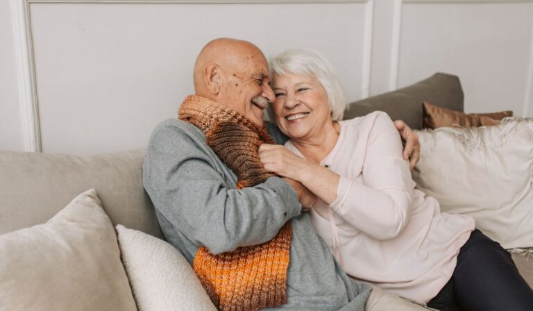 El «secreto» de la longevidad: No es solo vivir más, sino mantenerse joven por más tiempo