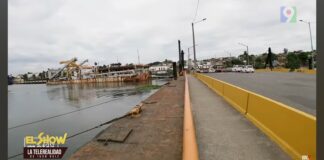 enfrentamiento entre policías y ciudadanos en barahona