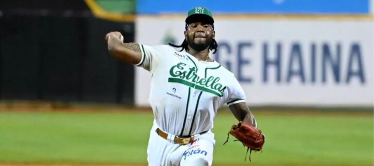 Estrellas vuelven a firmar a Neftalí Féliz como agente libre