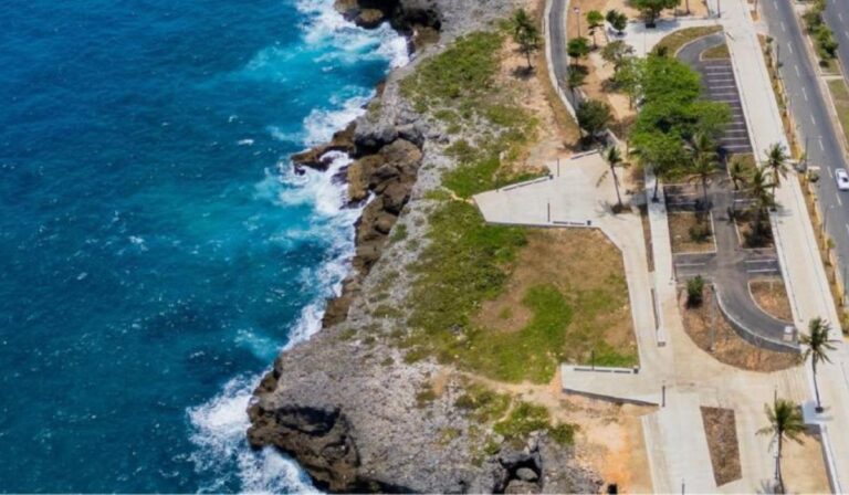 Inauguran segunda etapa del Malecón de Santo Domingo Este