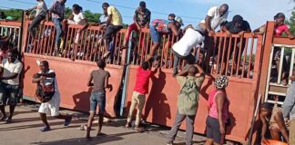 Haitianos-cruzan-frontera-Dajabón-y-Juana-Méndez-a-comprar-productos