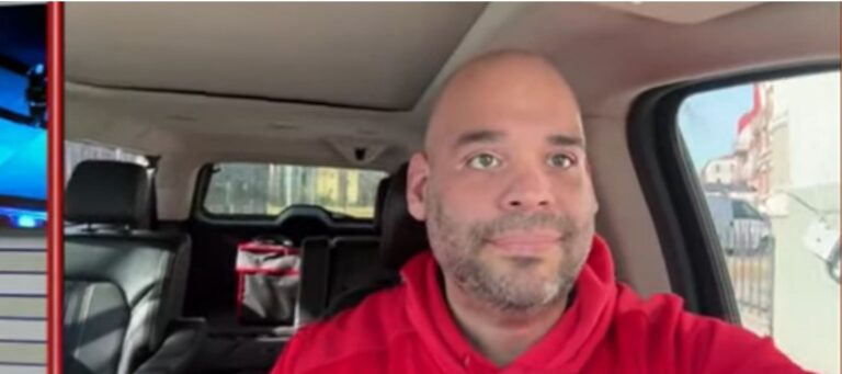 Helicóptero choca en el aire con avión de 64 pasajeros en Washington | El Show del Mediodía