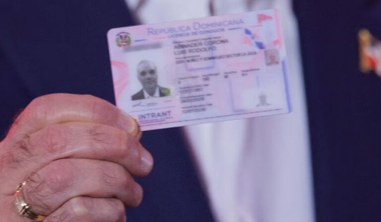 Inicia emisión de nueva licencia de conducir con mayores estándares de seguridad