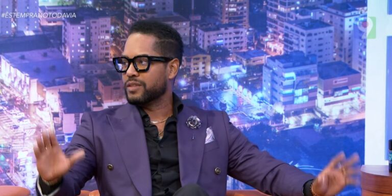 joel silverio, animador exclusivo del equipo de la nba, los charlotte hornets