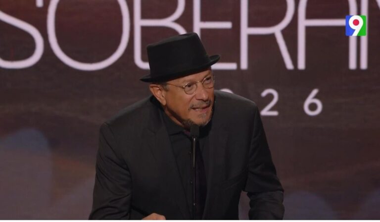 José Antonio Rodriguez es galardonado con Soberano al Mérito en Premios Soberano 2026