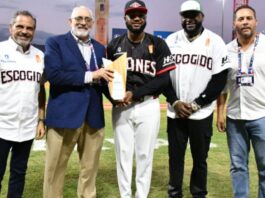 Junior Caminero recibe galardón de Jugador Más Valioso del Round Robin