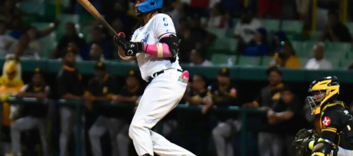 Licey aplasta a las Águilas en Puerto Rico