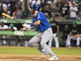 Licey remonta ante Estrellas y consolida la cima