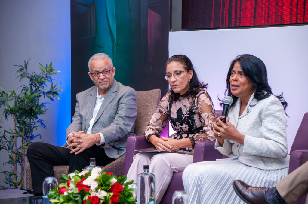 manuel tejada, aidita selman y lidia pérez