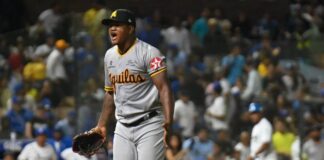 Mejía y Escarra dan jonrones; Pitcheo se luce en victoria de Águilas 4-1 sobre Licey