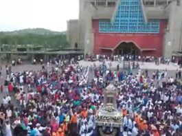 Miles de feligreses celebran el Día de la Virgen de la Altagracia