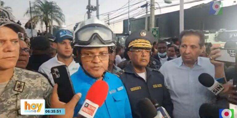 Muertos, heridos y atrapados al desplomarse parte del techo de la discoteca Jet Set | Hoy Mismo