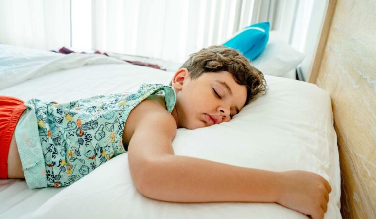 Niños a la cama: Tips para un descanso perfecto