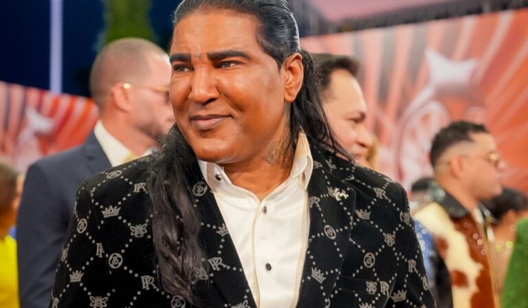 Omega se siente parte del proyecto de Martha Candela | Alfombra Roja Premios Soberano 2026