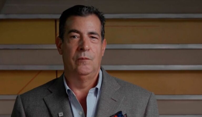 Palabras del Presidente de Color Visión, Domingo Bermúdez a Mariasela Álvarez