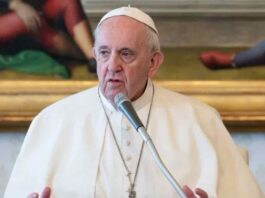 Papa-Francisco-pide-que-no-se-le-acelere-la-muerte-a-los-ancianos