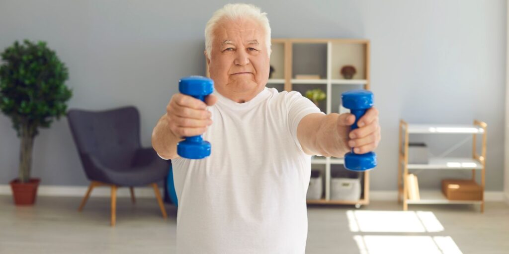 pasar largos periodos sentado afecta tu energía, salud y estado de ánimo