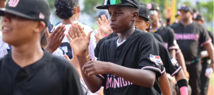 república dominicana gana a panamá y va rumbo a semifinales mundial u12