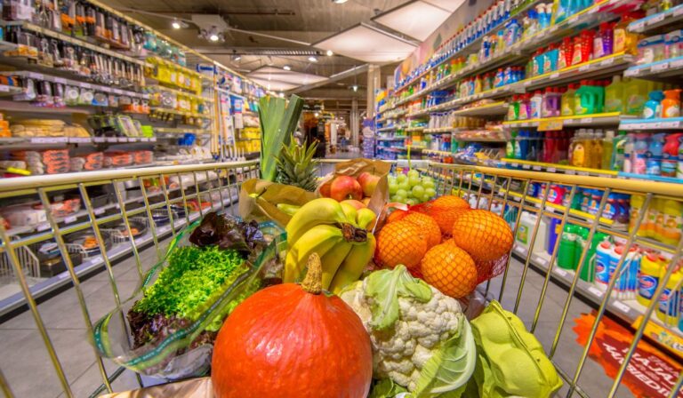 Respaldo estatal permite estabilidad de precios en la canasta básica