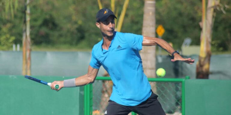 Roberto Cid avanzó este miércoles a la segunda ronda del República Dominicana Open Copa Cap Cana, Ciudad Destino
