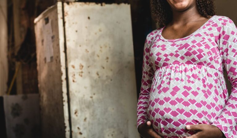 Se reducen los embarazos adolescentes pero las cifras aún son preocupantes