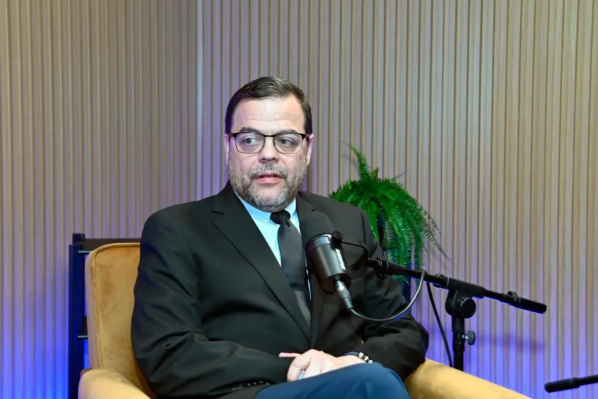 Senador estatal Luis R. Sepúlveda honra la memoria de los 236 ...