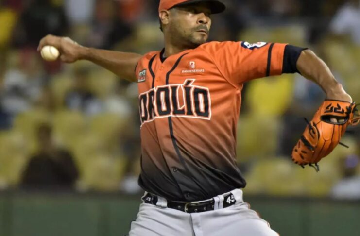 Toros ganan en Santiago guiados por Rogers, Tavárez y Liberato