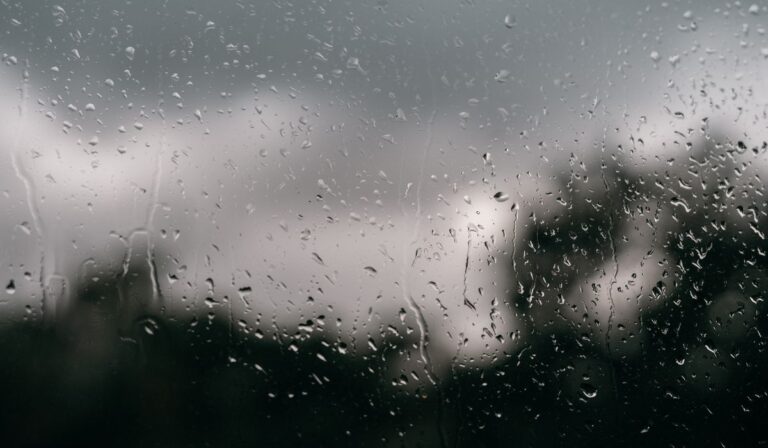 Frente frío sobre el canal de la mona