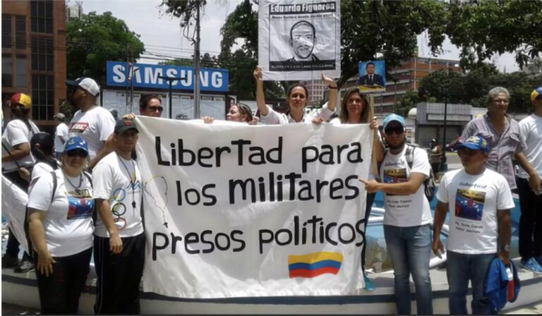 Venezuela: Más de 600 presos políticos continúan tras las rejas pese a las promesas de libertad