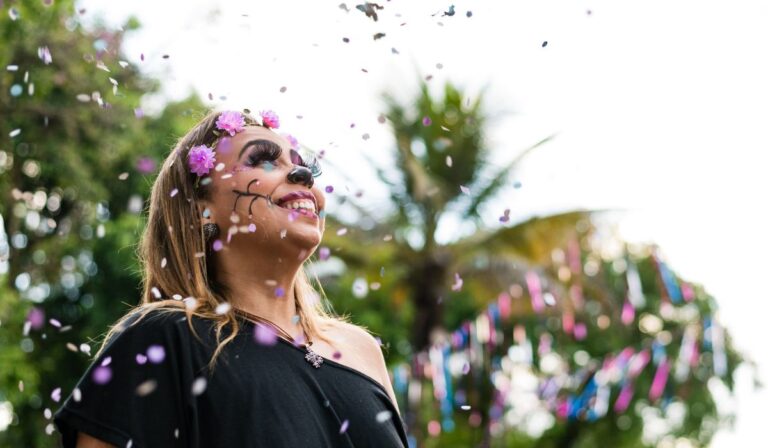 ¡Santiago se viste de color! Vive la magia del Carnaval en el Parque Central